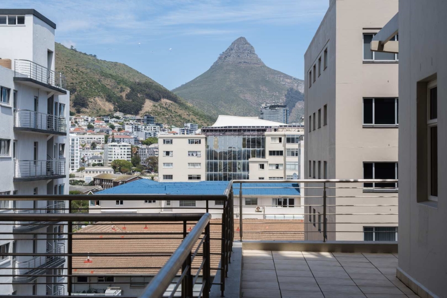 To Let 2 Bedroom Property for Rent in Mouille Point Western Cape